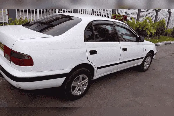 Toyota Carina E